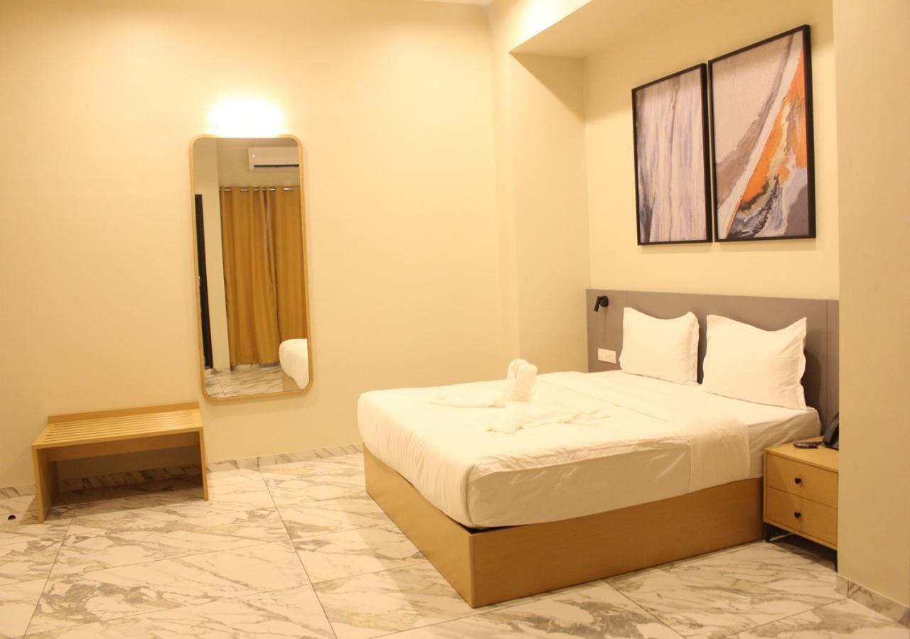 Ixoras Hotel Lemba Kinshasa Extérieur photo
