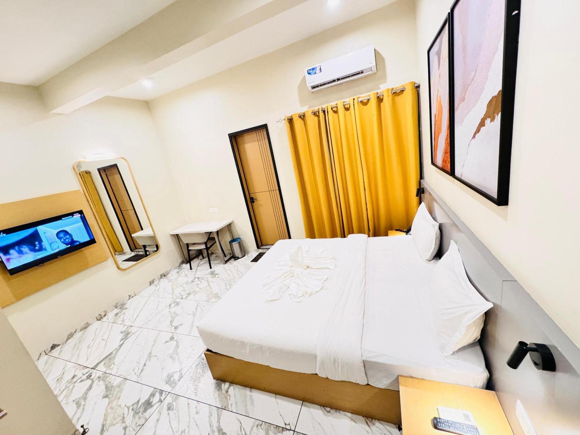 Ixoras Hotel Lemba Kinshasa Extérieur photo
