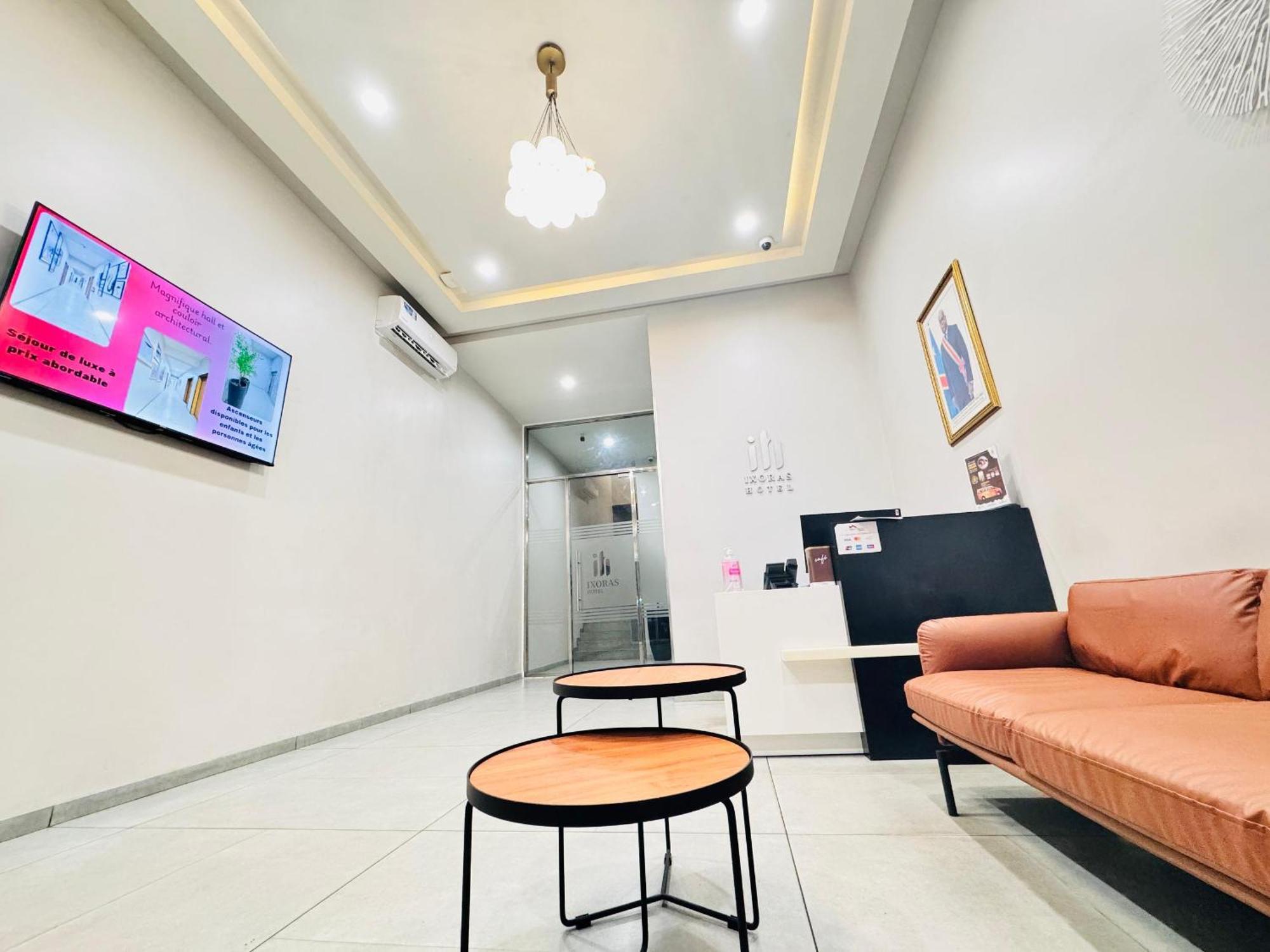 Ixoras Hotel Lemba Kinshasa Extérieur photo
